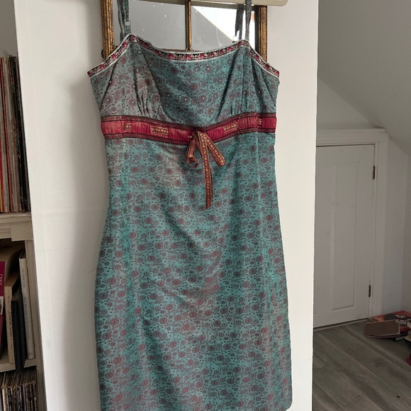 Nicole Miller Dresses & Skirts - One of a kind Nicole Miller silk dress size 10